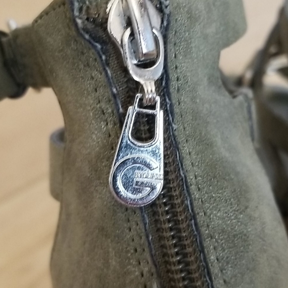 Guess Olive Platform Wedge Sandles - Picture 5 of 7